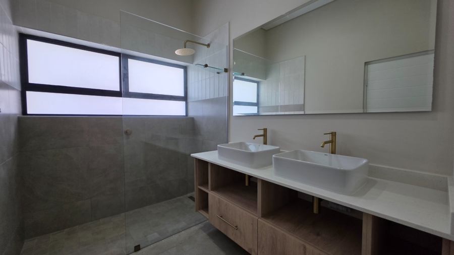 3 Bedroom Property for Sale in Hartenbos Heuwels Western Cape